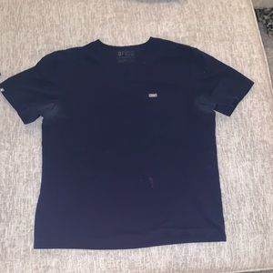 Men’s Figs Scrub top